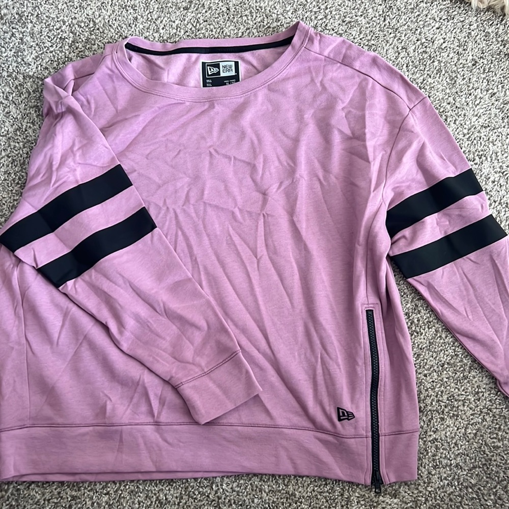 New Era Crew Neck